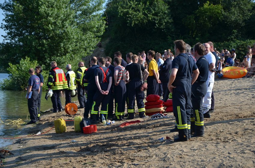 PWasser Einsatz BF FF Koeln Troisdorf Rotter See P080.JPG